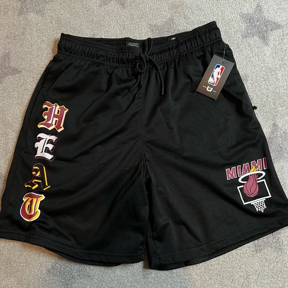 Miami Heat - Picture 1 of 6